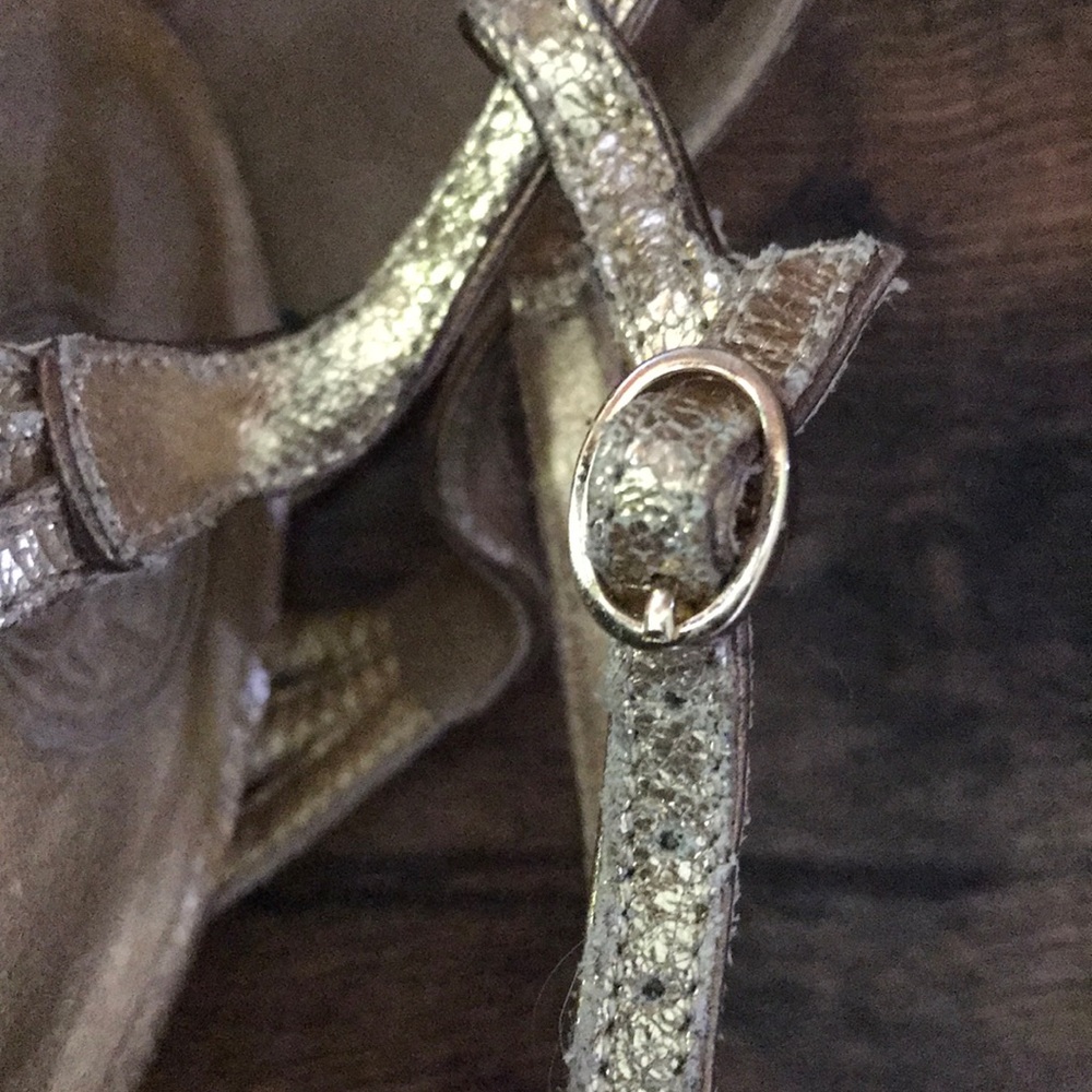 Tory Burch gold Distressed Shoes size 6 - Picture 9 of 12